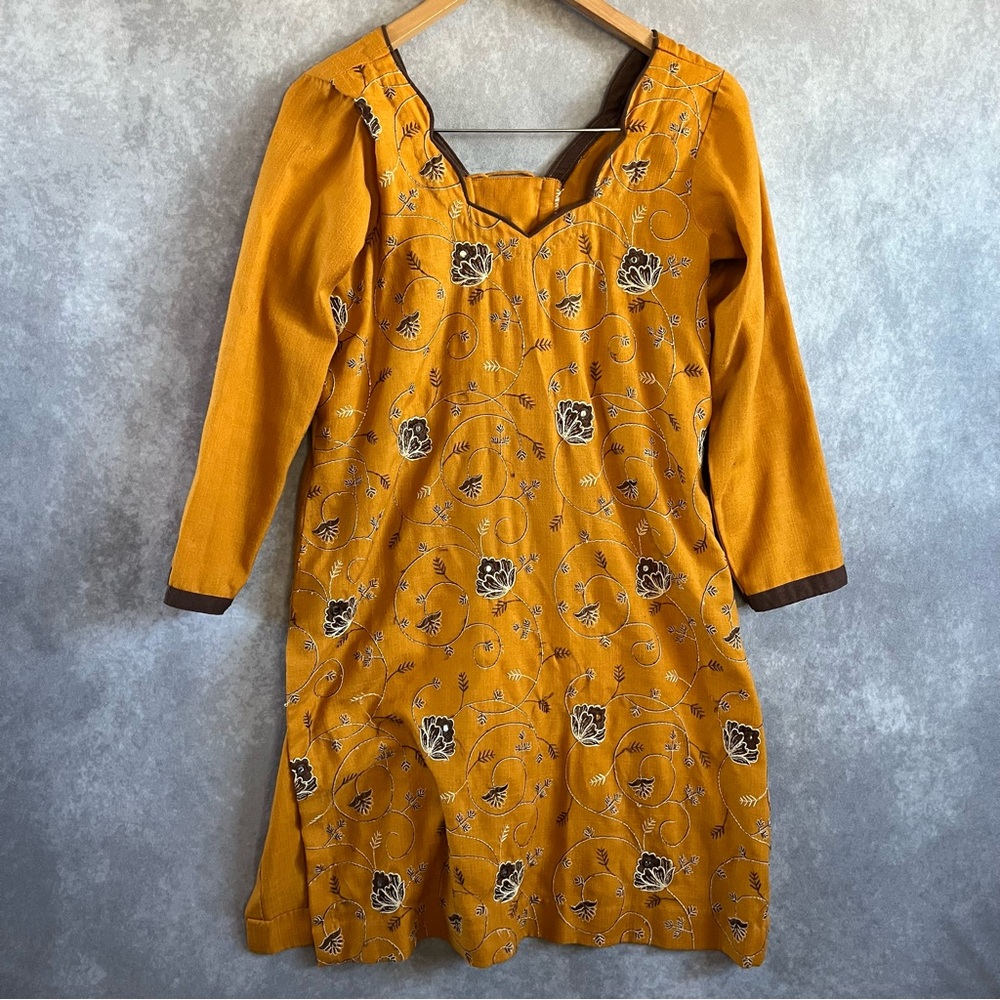 Embroidered Floral Tunic Women Medium Mustard Yellow Lace Up Back Boho Artisanal